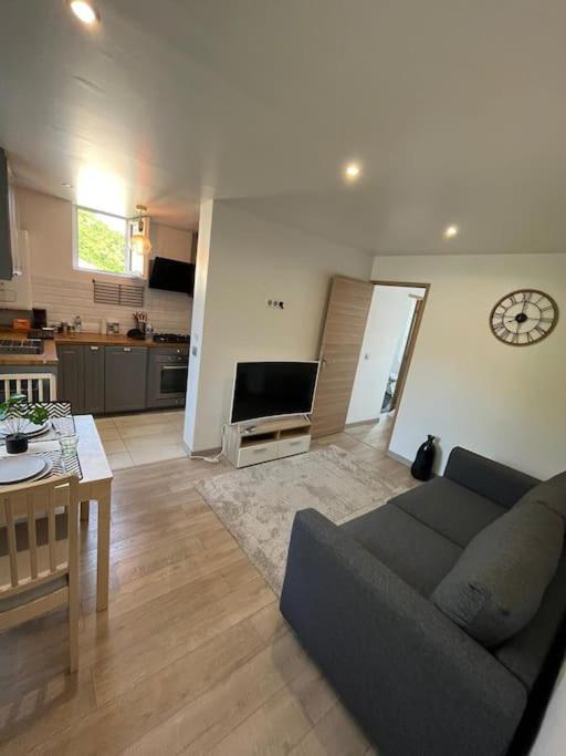 Appart 4 Personnes Proche Paris Tour Eiffel Meudon Ngoại thất bức ảnh
